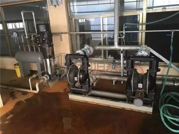 隔膜泵